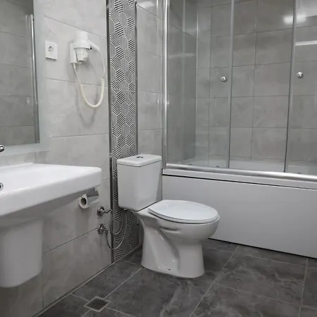 Hotel Cihan 3*
