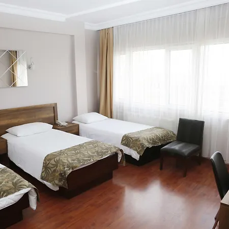 Ξενοδοχείο Cihan 3*